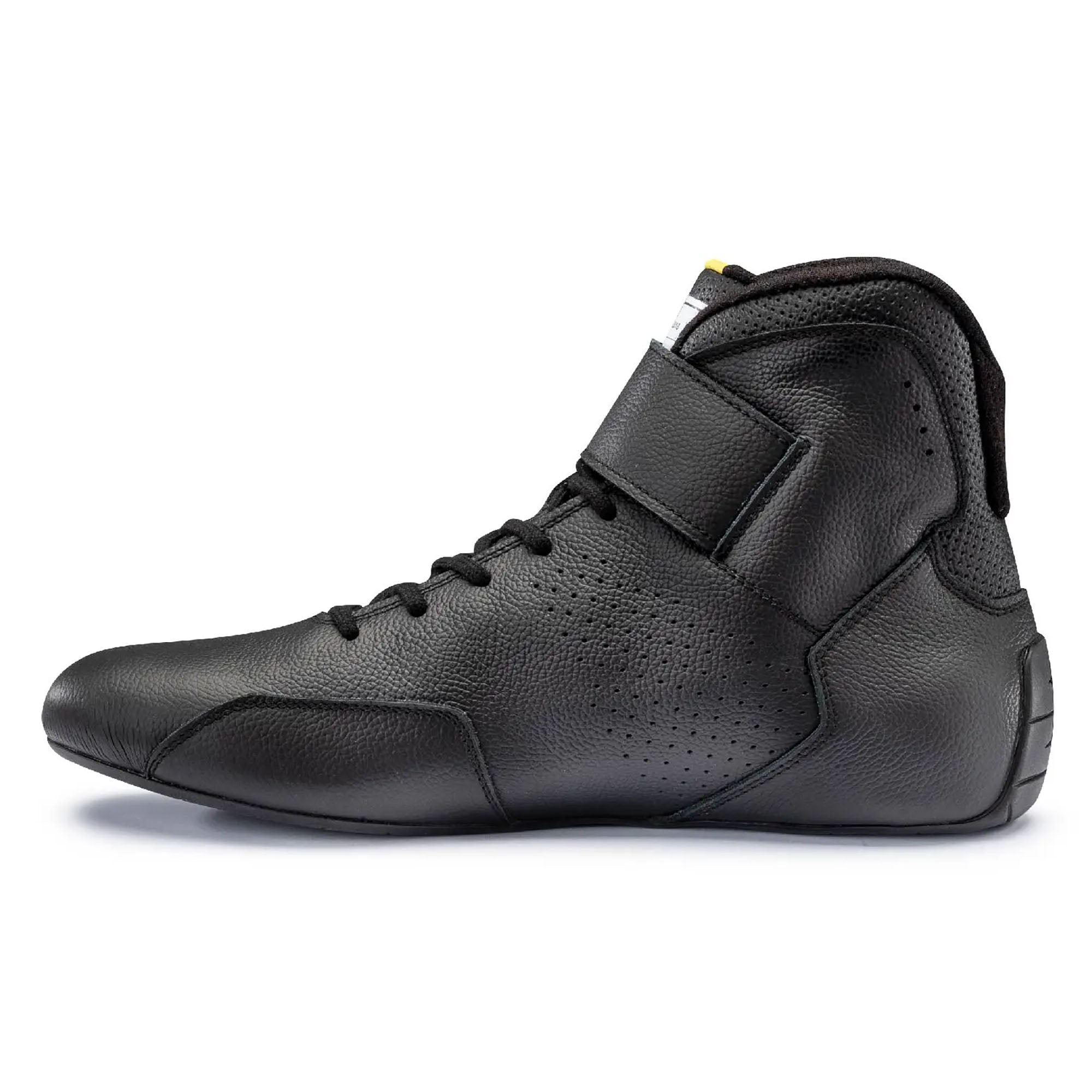 The inside of the black Sabelt Universe TB-8 Racing Shoes.