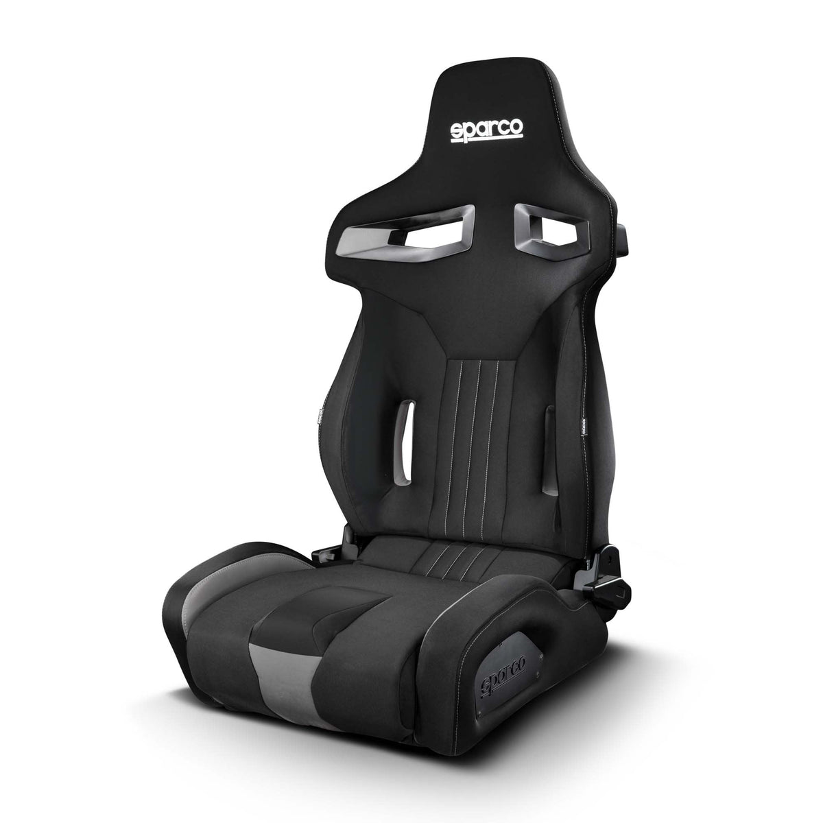 The black and grey Sparco R333 v2 Seat.