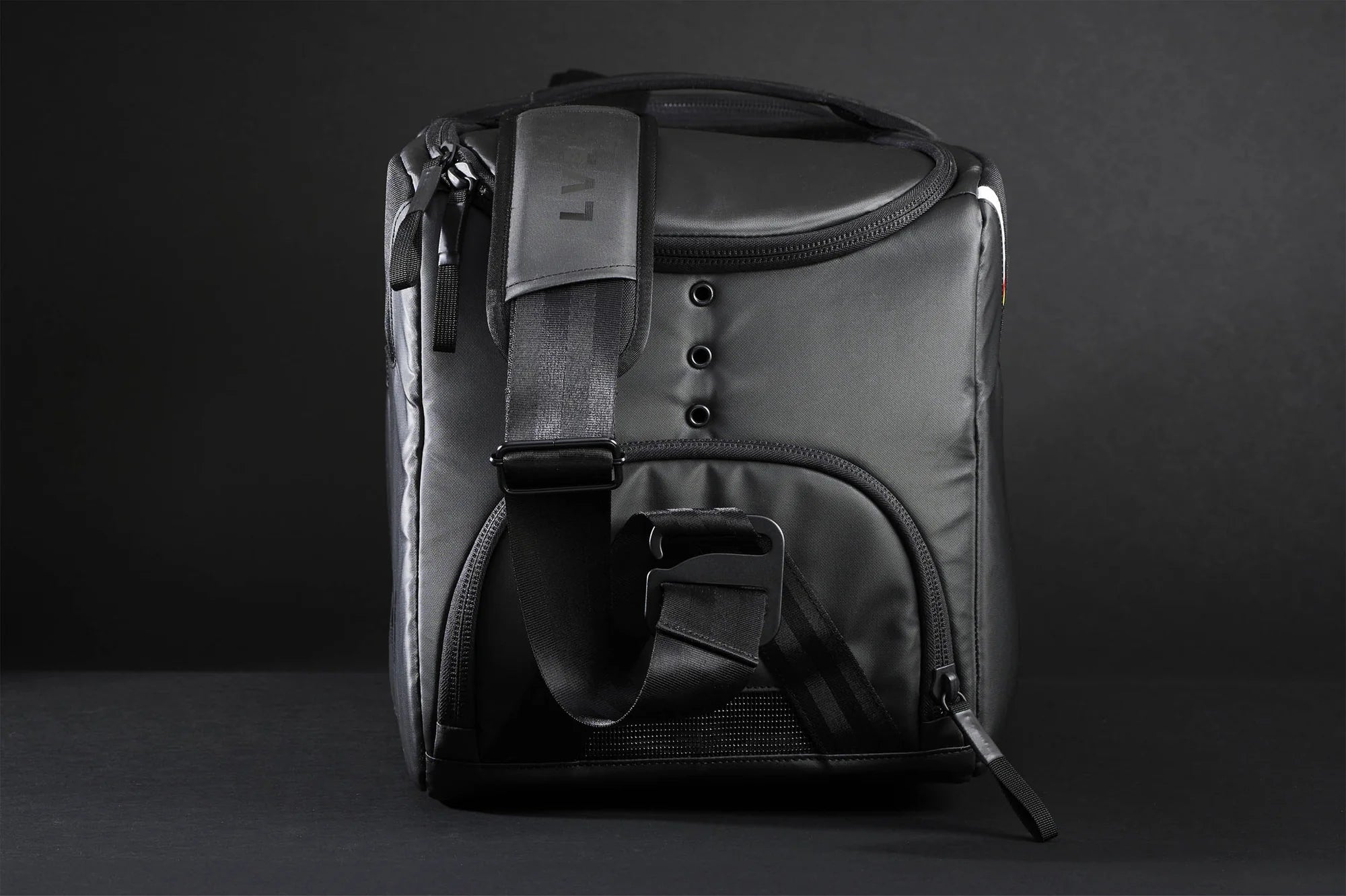 The LVRY CRRY Gear Bag from LVRY showing the side.